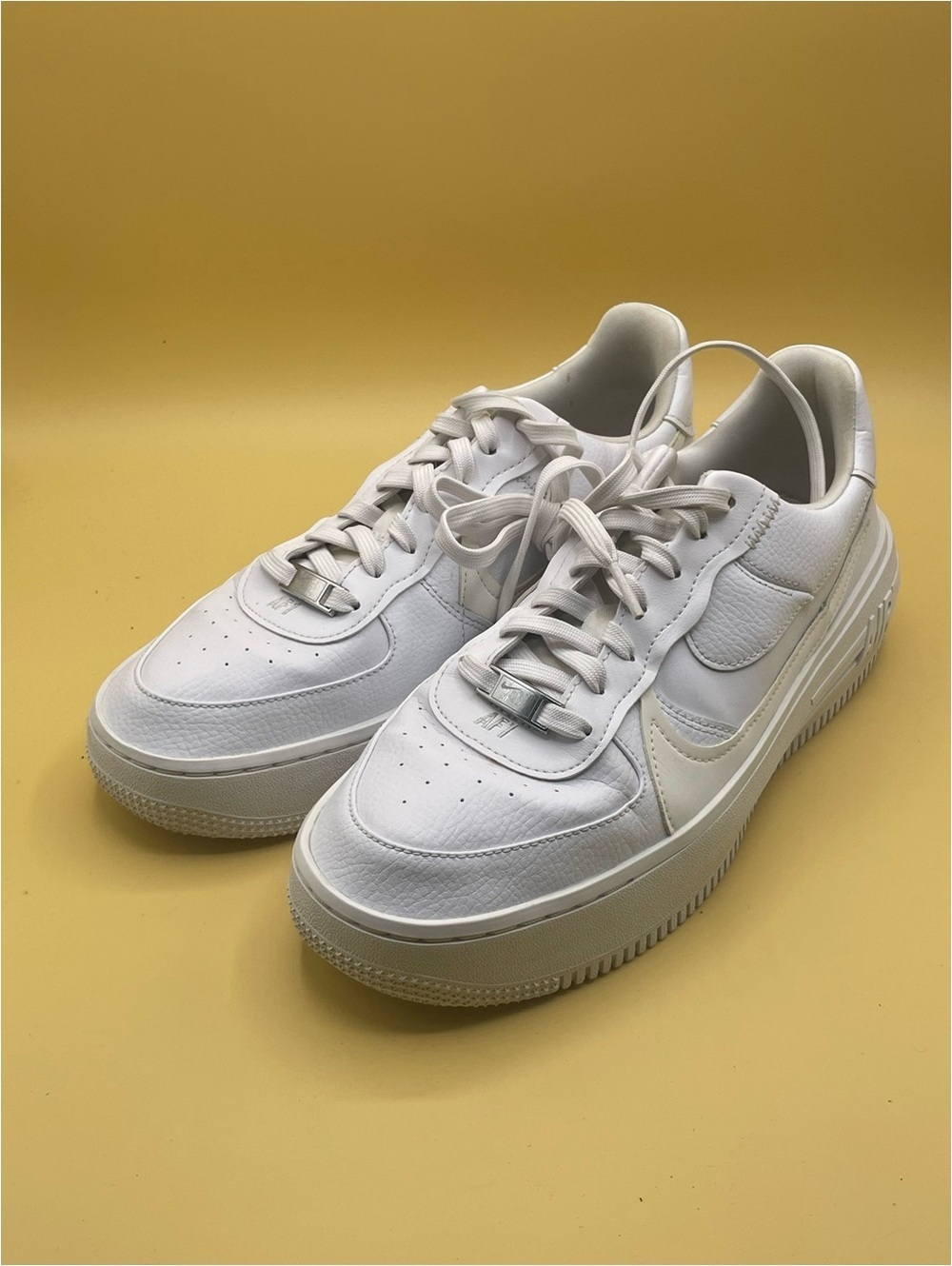 Nike Air Force 1 PLT.AF.ORM 'Triple White' - Picture 4 of 4